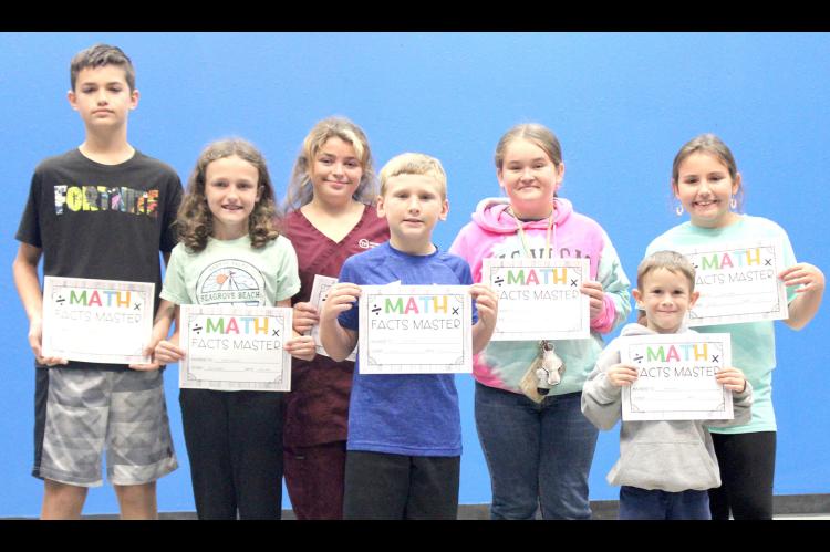 Moss Elementary Awards Given