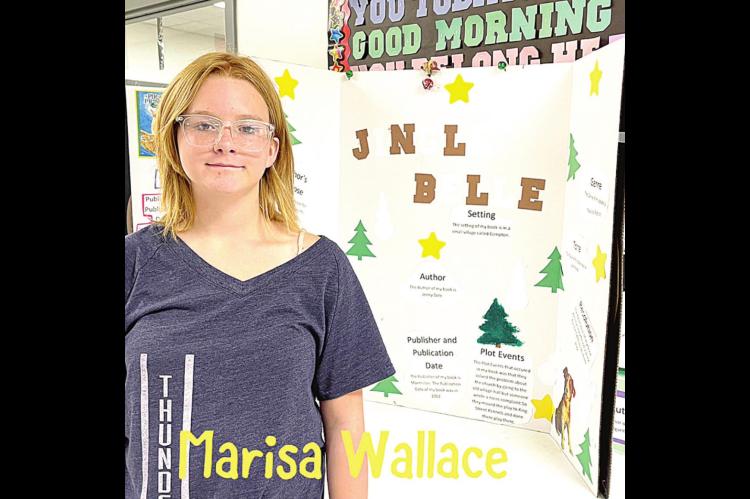 6th Graders Host Reading Fair