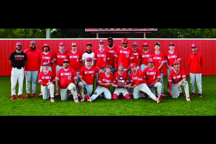 WETUMKA CHIEFTAINS WIN DISTRICT TITLE! Back row: Yamil Torres, Ryan Winters, Jace Harjo, James Lawerance, Dallys Ingle, Dario Silla, Braedin Mason, Kylar Gordon, Phil Ross, Tristen Tedder, Nazareth Rivera, Chayden Flanagan, Julian Watkins, Isaac Bellinger