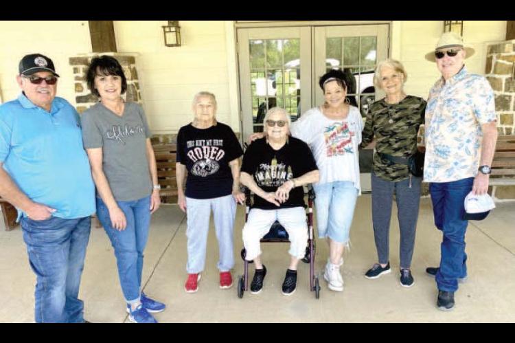 Many gathered today at Calvin Cemetery to honor their loved ones and those veterans who gave the ultimate sacrifi ce. Pictured above (L-R): Billy Weaver, Tonja Weaver, Pamela’s mother, Pamela’s Aunt, Pamela Queen, Carolyn Boren, and Denny Boren.