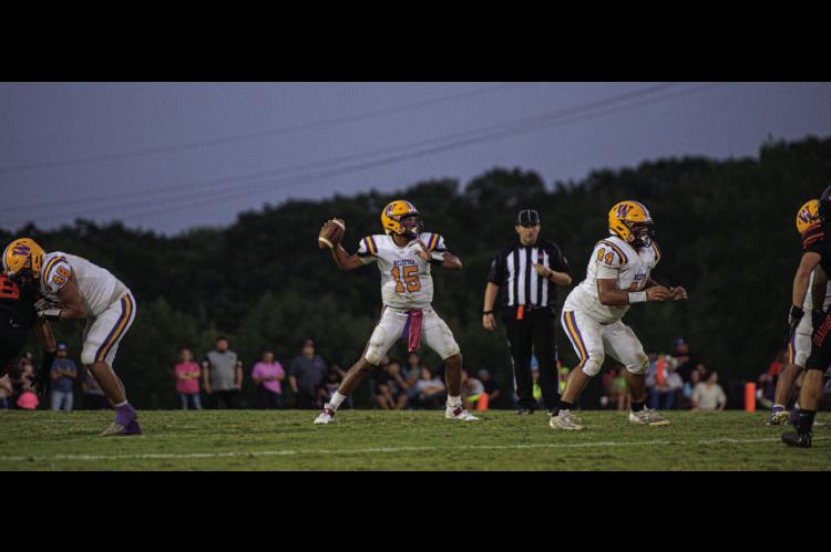 Weleetka Outlaws Defeat Dewar Dragons 36-20