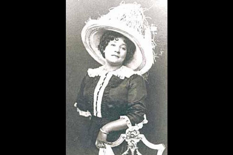Featured Woman of the Month Lena Sawner