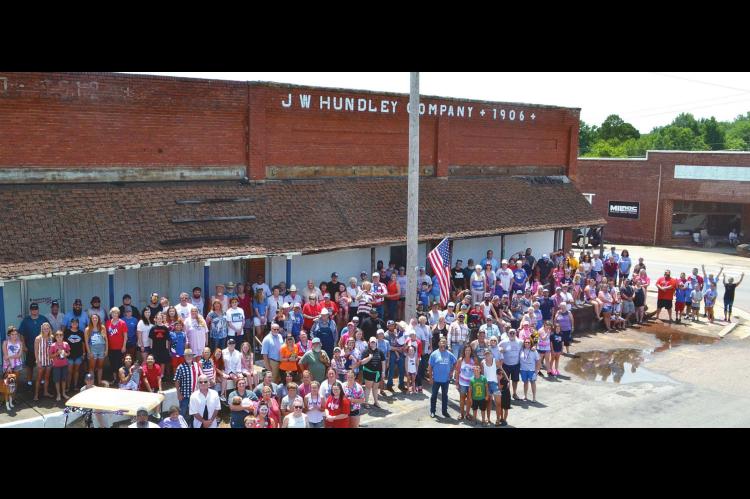 Patriots gather in Calvin to celebrate 4th!