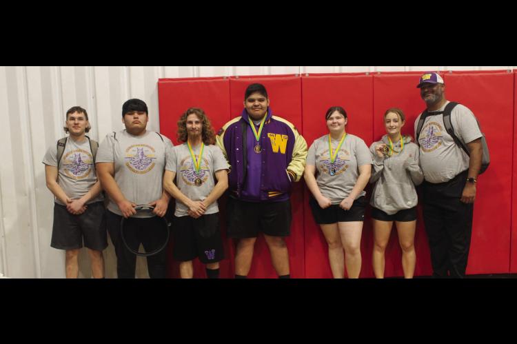 Weleetka High School Powerlifting Team Making a Name for Themselves in the County