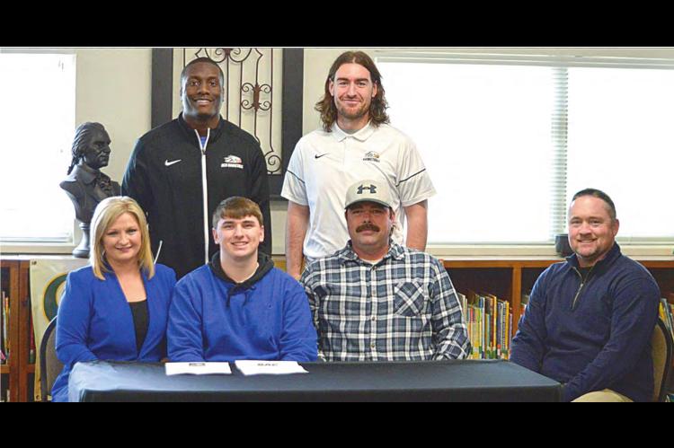 Sammy Luker signs with Southwestern Christian