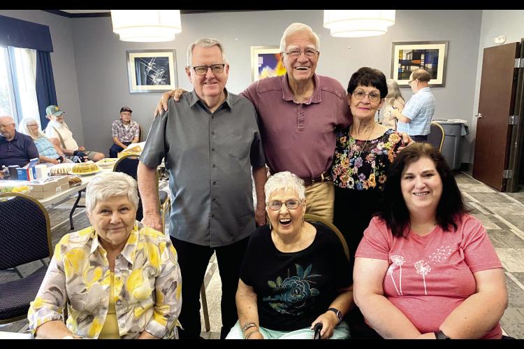 THE FAIRVIEW REUNION WAS A GREAT SUCCESS AND THOSE PICTURED ABOVE HAD A WONDERFUL TIME