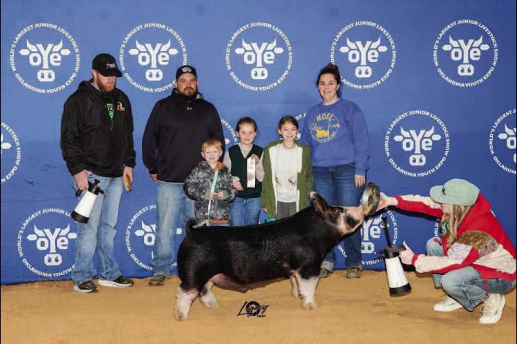 SKYLER WOOD WINS 13TH OVERALL BERKSHIRE BARROW AT OYE. Pictured left to right- Ethan Purkins, Luke Wood, Chase Babb, Skyler Wood, Kennedy Babb, Cheyenne Wood.