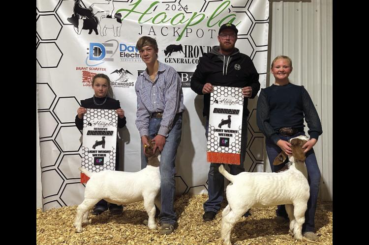 MOSS 4H AND FFA HOOPLA JACKPOT SHOW WINNERS!