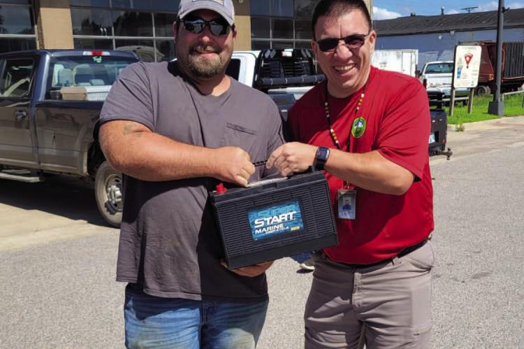 Chad Bonds with Creek Nation Emergency Management donated six battery backups for one of the tornado sirens, and Wetumka replaced six batteries in the other siren last week. Cody Wright, Wetumka Electric dept accepted the batteries. The City of Wetumka wants to thank Bobby Howard with MCN Emergency Management for making this possible.