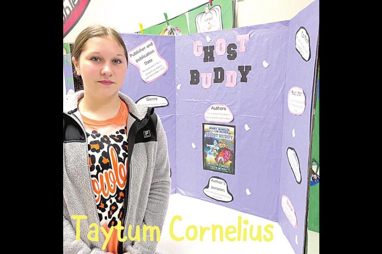 6th Graders Host Reading Fair
