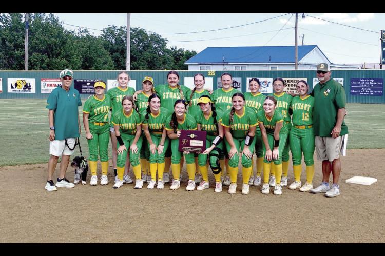 LADY HORNETS: Back row Left to right: Assistant Coach Kris Mitchell, Samantha Thompson, Lainey Parnell, Abbi Shields, Bentlee Bryant, Genna Haney, Kacyn Whitaker, Kyla Bear, Mallorie Clifton, Emma Bear, Head Coach Jeff Parnell Front row left to right: Van