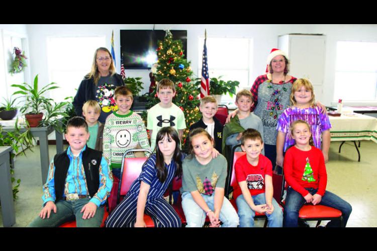 Moss students present Christmas program to Wetumka Senior Citizens