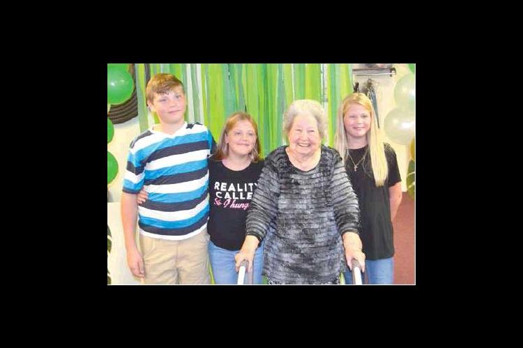 Alyne Smith enjoys friends and family at birthday party