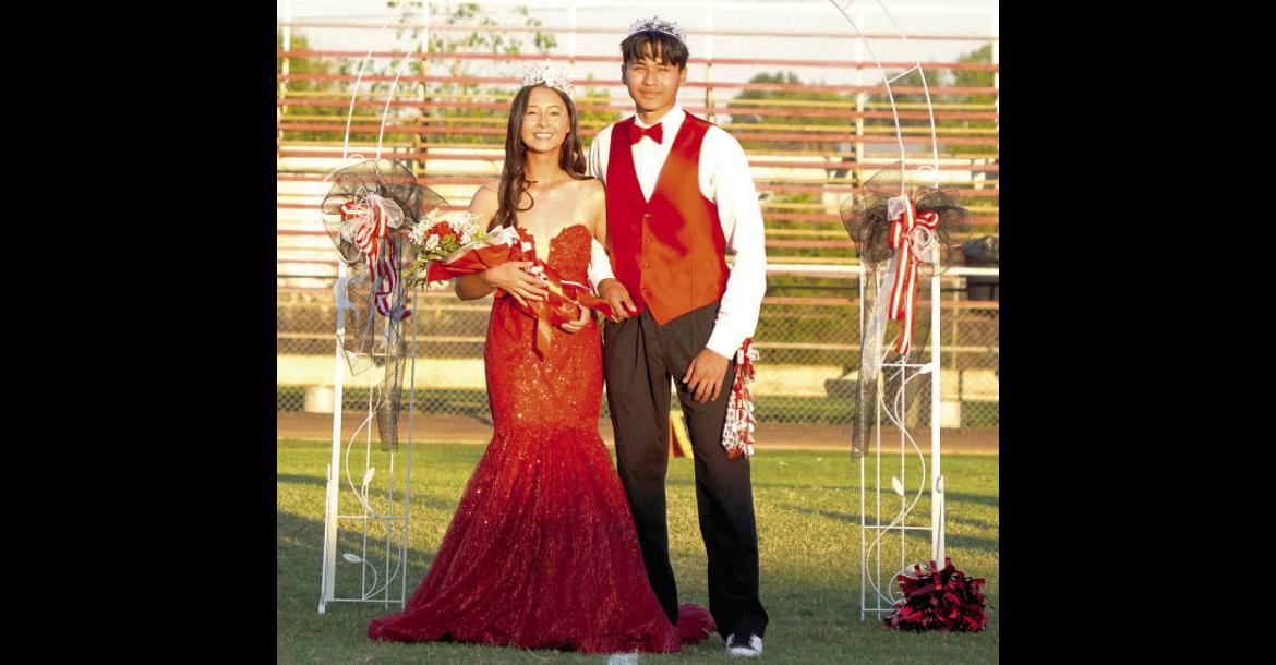 Leah Hill Crowned Wetumka Homecoming Queen Kanoia Herrod Crowned King