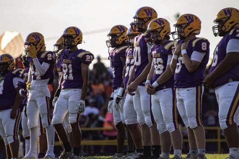 Outlaws power past Dewar, 28–12