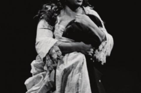 Leona Pearl Mitchell (1949—)