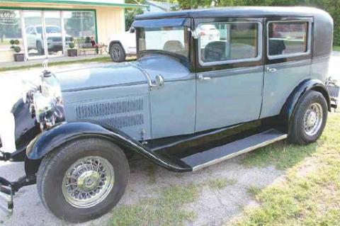 Local collector Donna Taylor has 1929 Essex