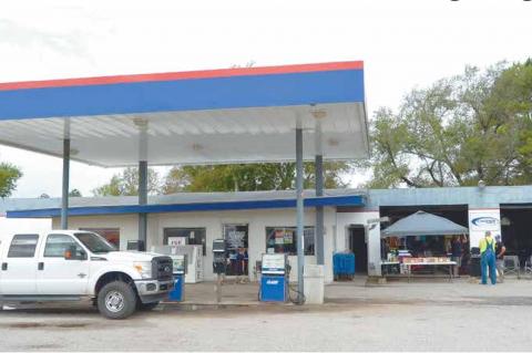 Lee’s Texaco 50-years-old and still going strong