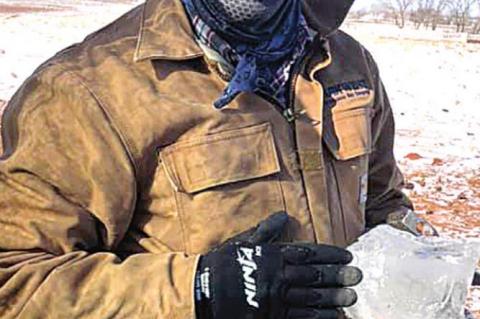 Dustin without water