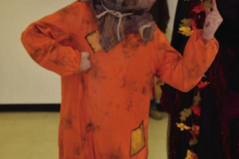 DUSTIN COSTUME CONTEST