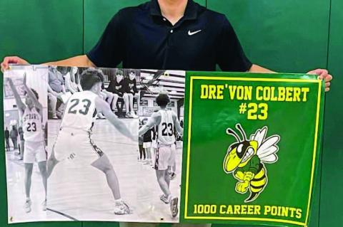 Dre’Von Colbert Scores 1000th Career Point at Stuart High School